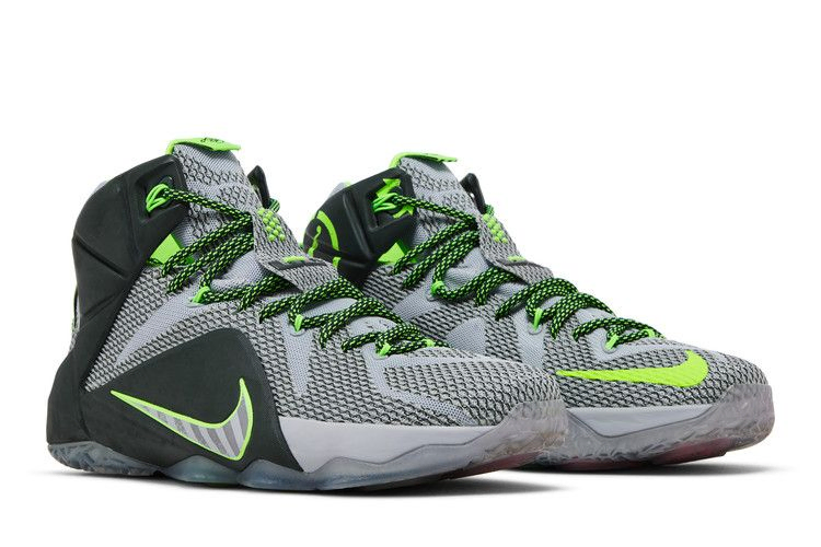 lebron-12-dunkman-684593-001_07
