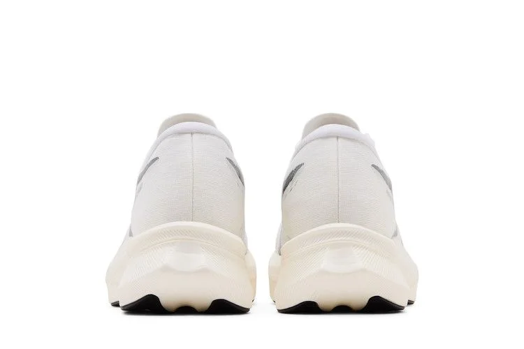 Кроссовки ASICS Magic Speed 4 'White Black'