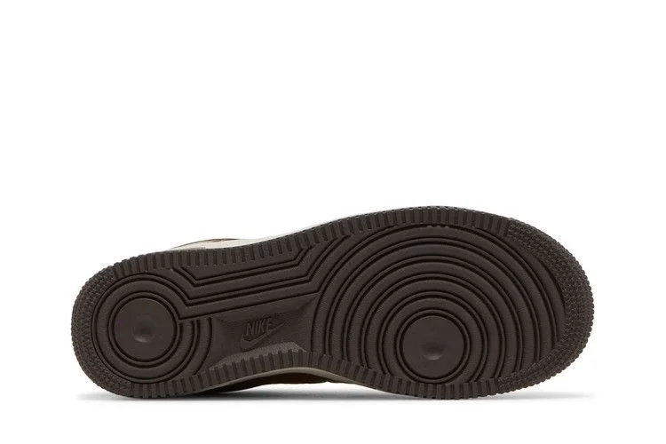 Krossovki-Nike-Air-Force-1-Premium-Bison-3