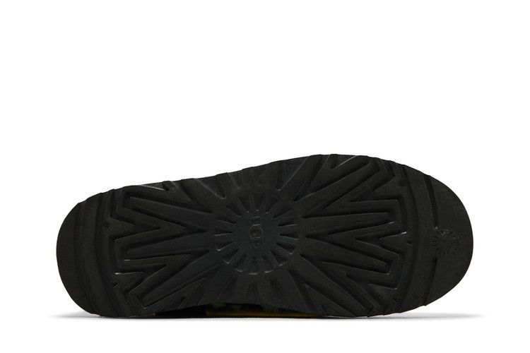 wmns-classic-clear-mini-boot-black-multi-color-checkerboard-1135530-blkm_03