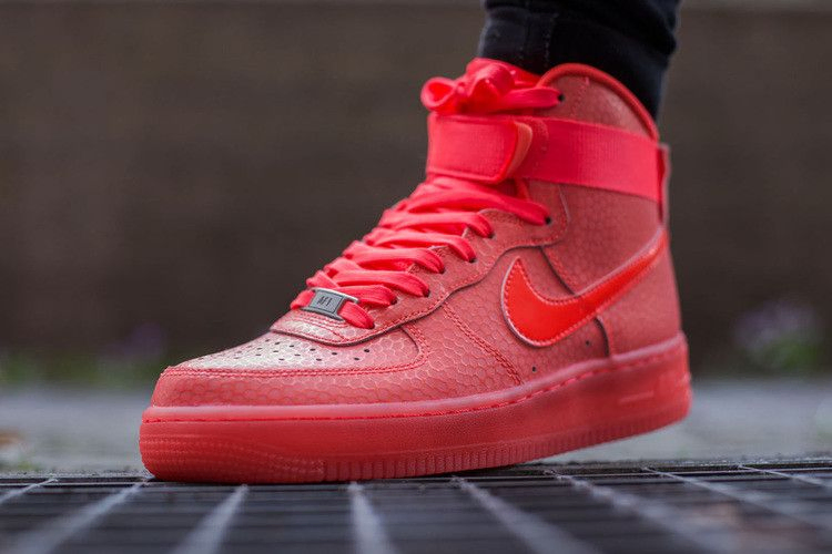 nike-air-force-1-high-premium-hot-lava-654440-800_01