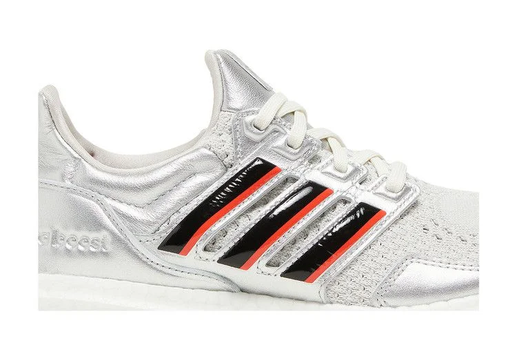 Кроссовки Disney x adidas UltraBoost 1.0 '100th Anniversary'