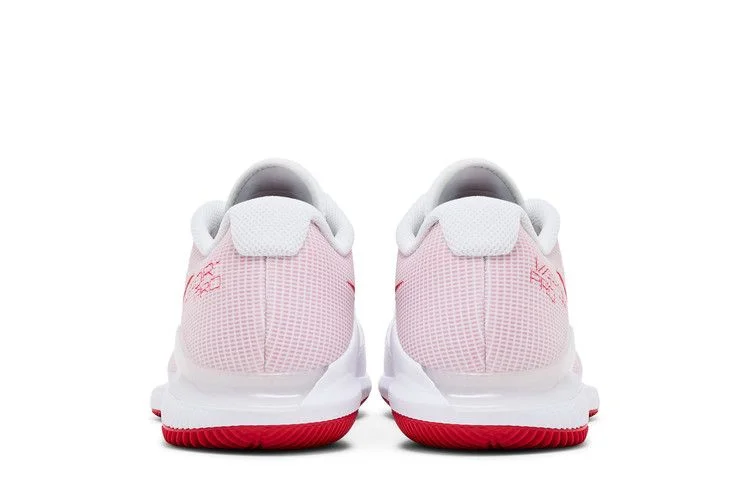 Кроссовки NikeCourt Air Zoom Vapor Pro 'White University Red'