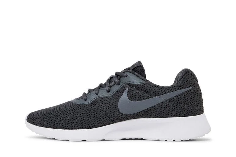 Krossovki-Nike-Tanjun-Dark-Grey-2