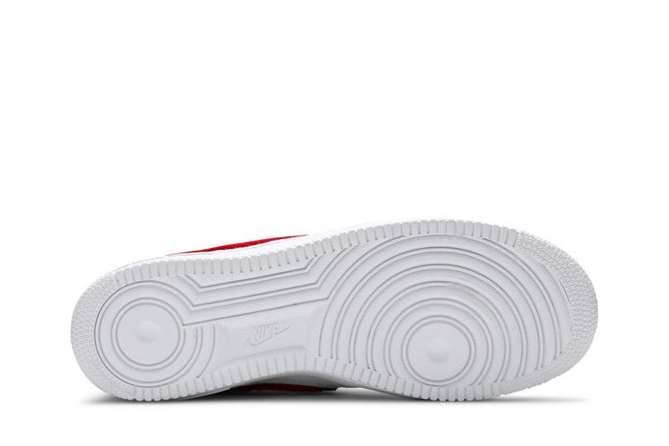 Кроссовки Nike Air Force 1 07 LV8 'Chenille Swoosh'