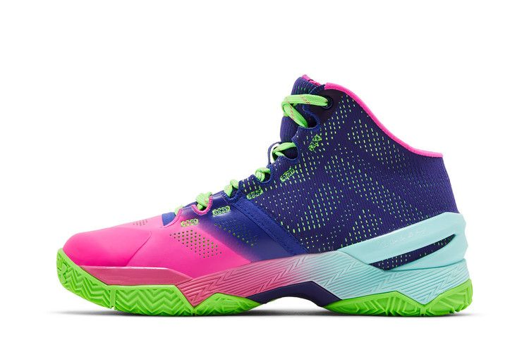 curry-2-retro-gs-northern-lights-2022-3026053-600_02