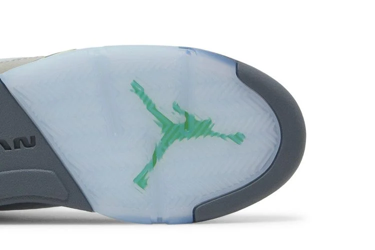 Кроссовки Air Jordan 5 Retro GS 'Green Bean' 2022