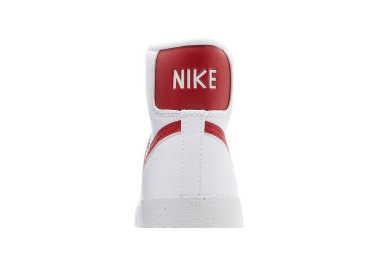 Кроссовки Nike Wmns Blazer Mid '77 Next Nature 'Cherry'