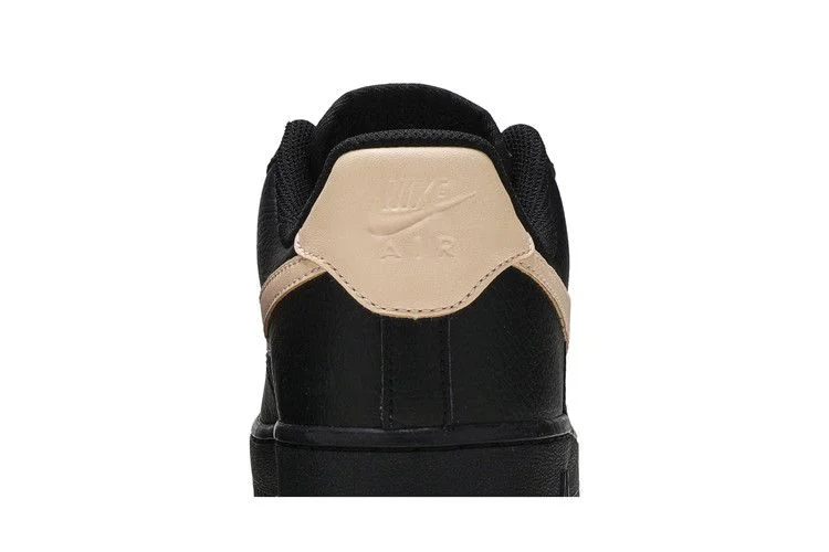 Кроссовки Nike Wmns Air Force 1 '07 LE 'Black Crimson Tint'