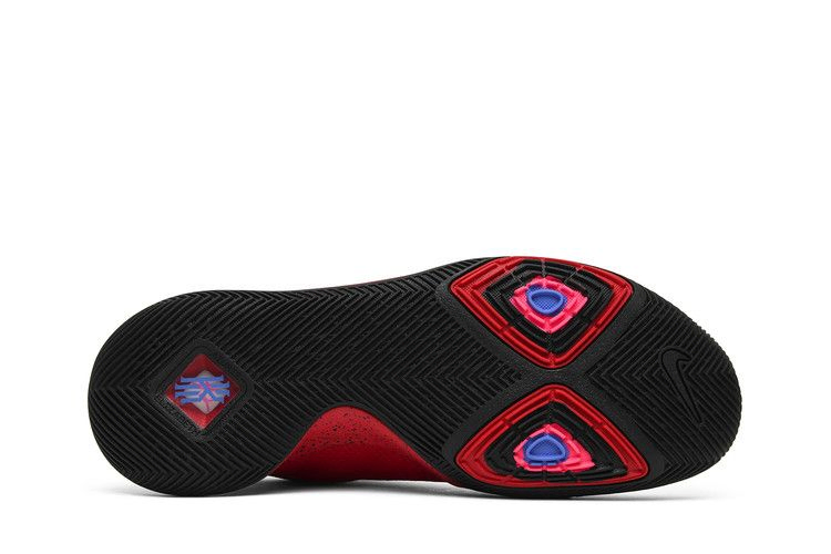 kyrie-3-candy-apple-852395-600_03