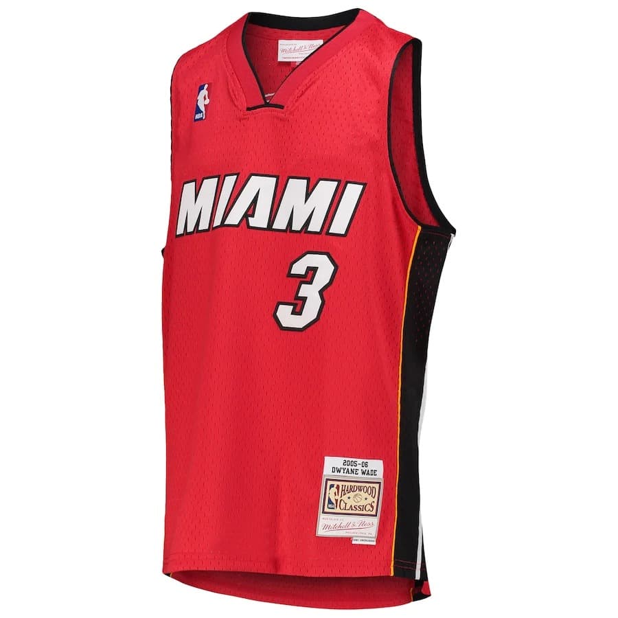 Баскетбольная джерси 2005-06 Miami Heat Dwyane Wade #3 Youth Swingman Hardwood Classics Red Jersey