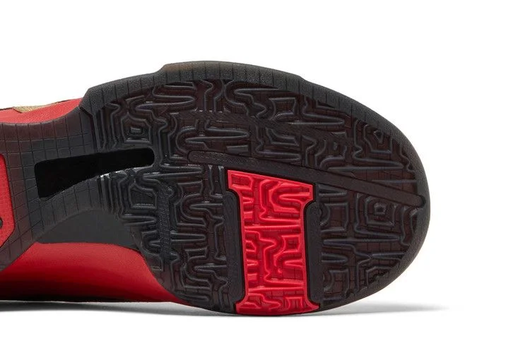 Кроссовки Nike Zoom Kobe 5 GS 'Year of the Mamba - University Red'