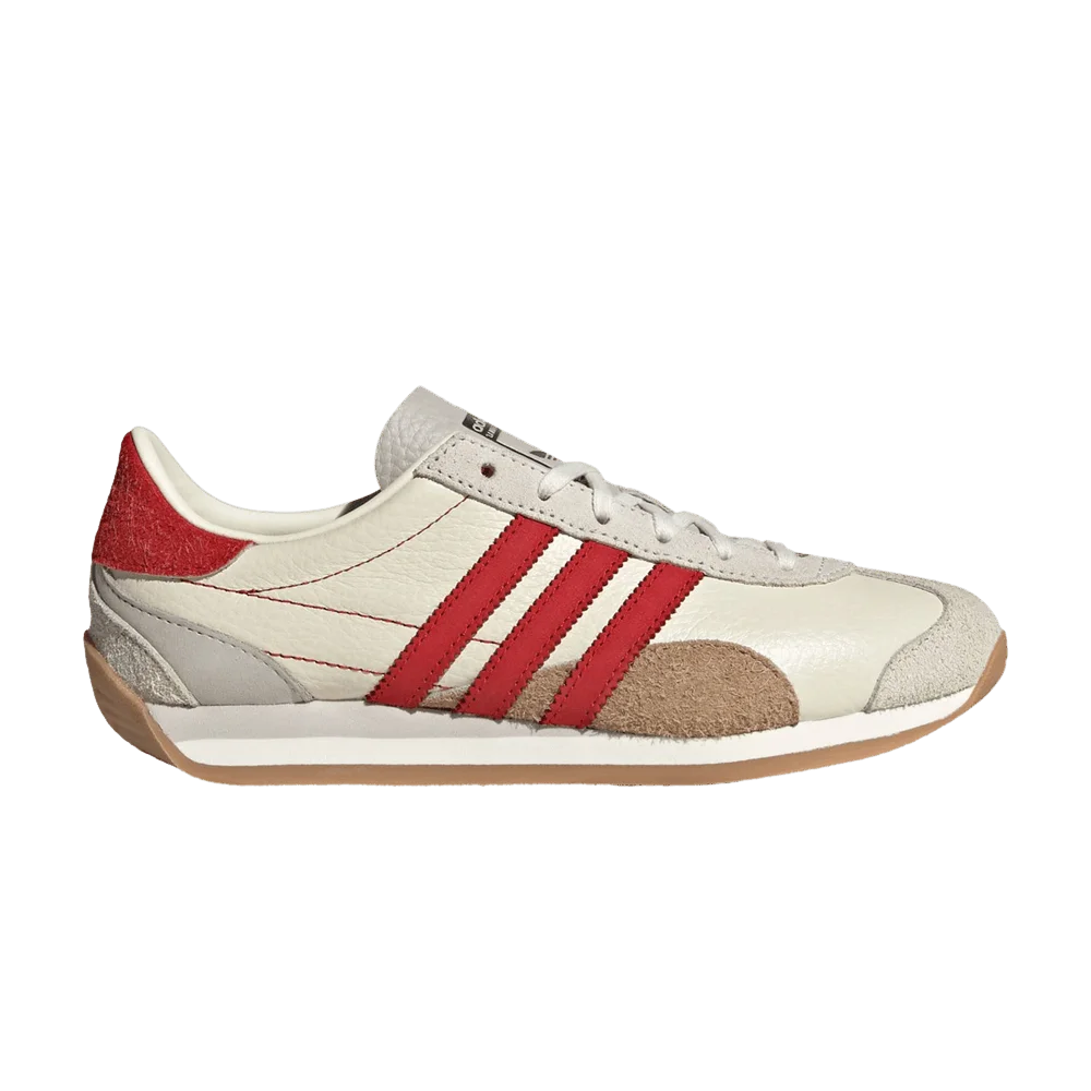 Krossovki-adidas-Wmns-Country-OG-Off-White-Scarlet
