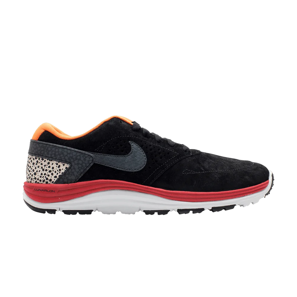 Krossovki-Nike-Lunar-Rod