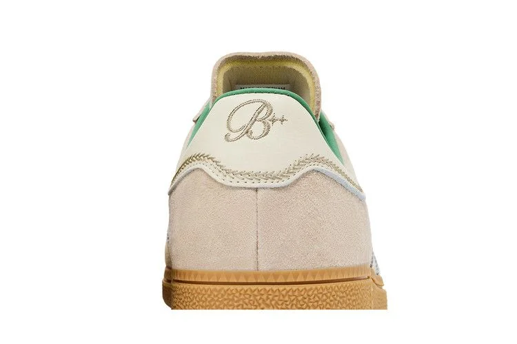 Krossovki-BSTN-x-adidas-Munchen-Oktoberfest-Stone-Khaki-6