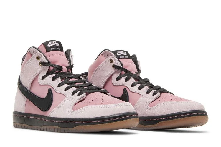 Krossovki-KCDC-x-Nike-Dunk-High-SB-20th-Anniversary-7