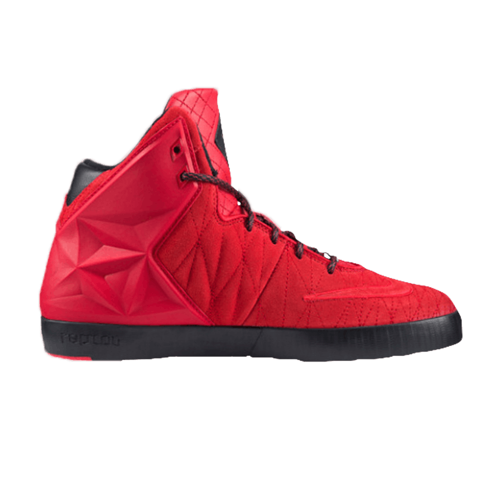 lebron-11-nsw-lifestyle-616766-600