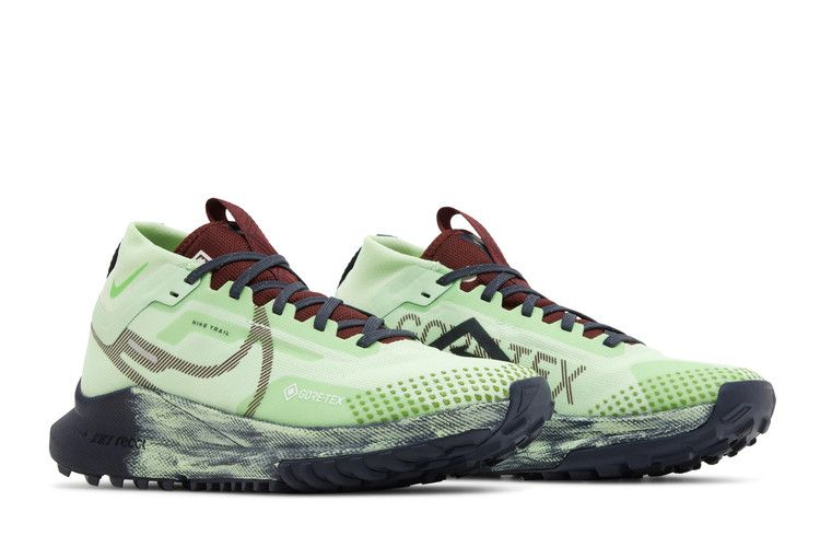 wmns-react-pegasus-trail-4-gore-tex-vapor-green-dark-thunder-blue-dj7929-303_07