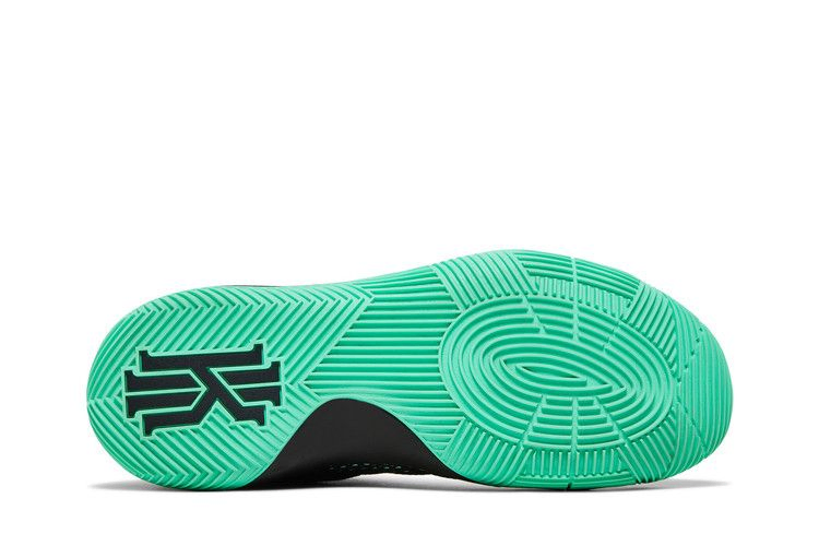 Кроссовки Nike Kyrie 2 'Green Glow'