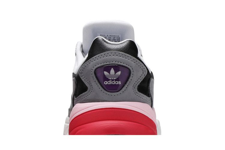 Кроссовки Adidas Wmns Falcon 'White Grey'