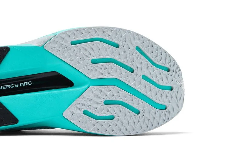 Krossovki-New-Balance-FuelCell-SuperComp-Trainer-v3-Cyber-Jade-4