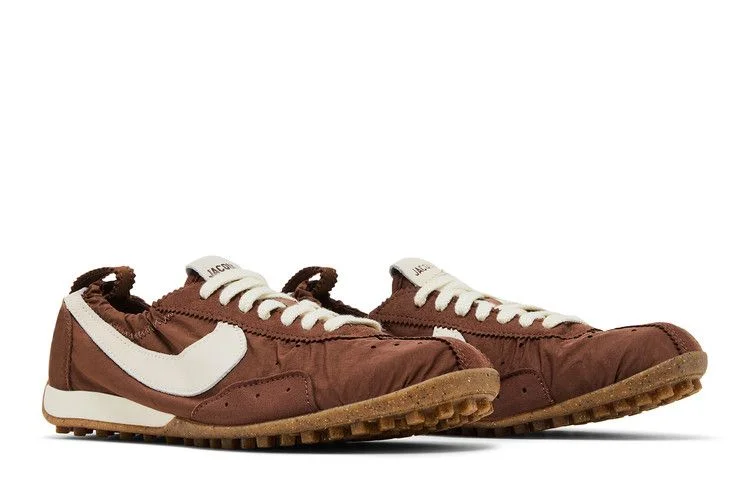 jacquemus-x-wmns-nike-moon-shoe-sp-fauna-brown-hv8547-200_8