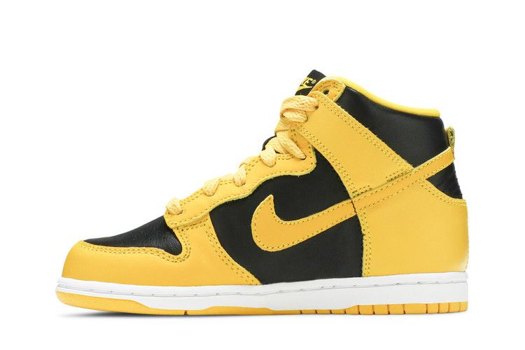 dunk-high-sp-ps-iowa-dc9053-002_02