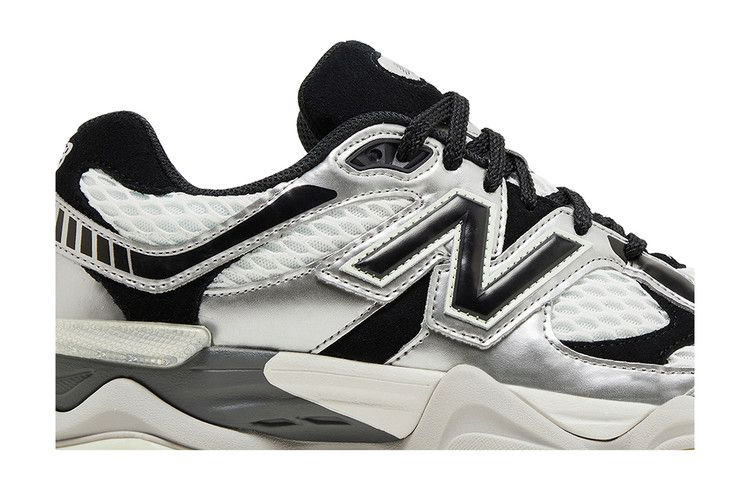 Кроссовки Shoe Palace x New Balance 9060 'Metallic'