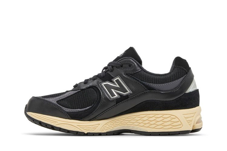 Кроссовки New Balance 2002R 'Leather Pack - Vintage Black'