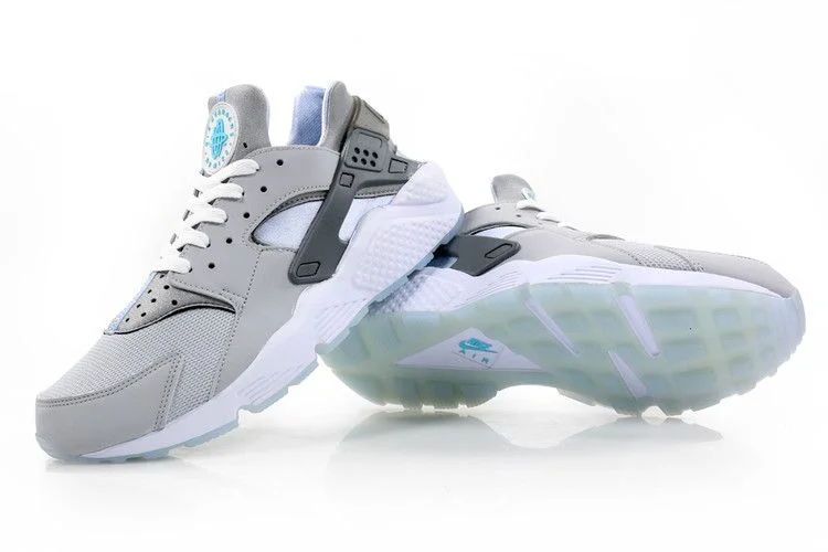 Krossovki-Nike-Air-Huarache-Mag-4