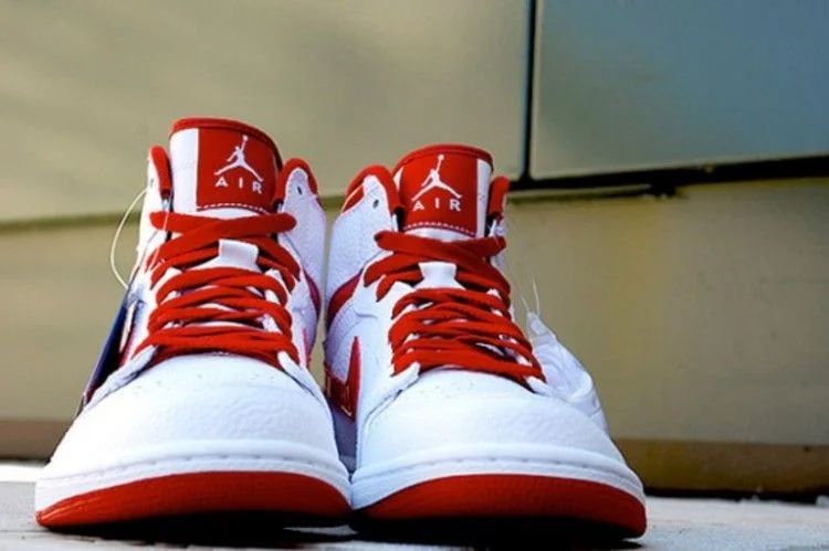 Кроссовки Air Jordan 1 Retro High 'Do The Right Thing'