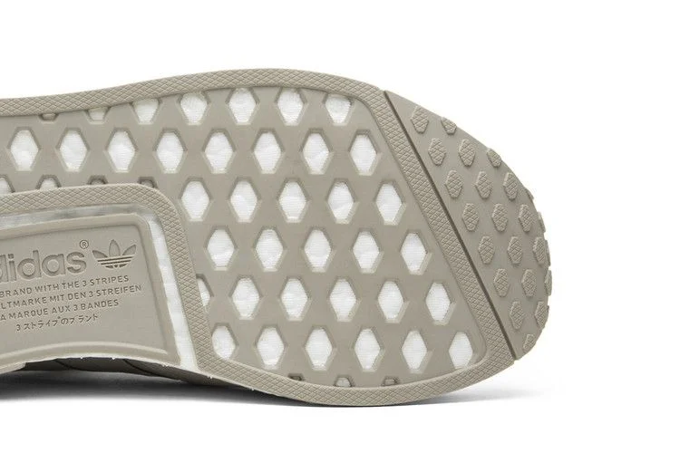 Krossovki-Adidas-Wmns-NMD_R1-Sun-Glow-4