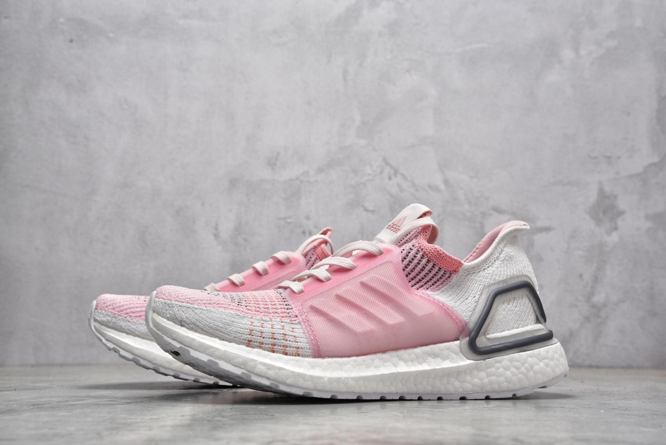 Кроссовки adidas Wmns UltraBoost 19 True Pink