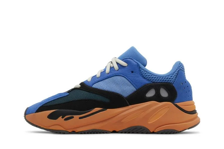 Кроссовки adidas Yeezy Boost 700 'Bright Blue'