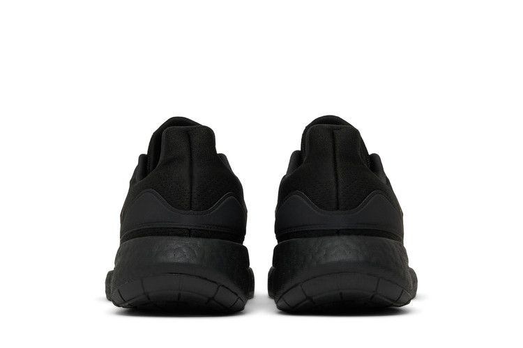 pureboost-22-triple-black-gz5173_05