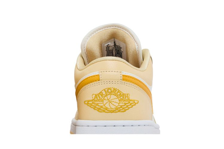 Кроссовки Wmns Air Jordan 1 Low 'Sail Yellow Ochre'