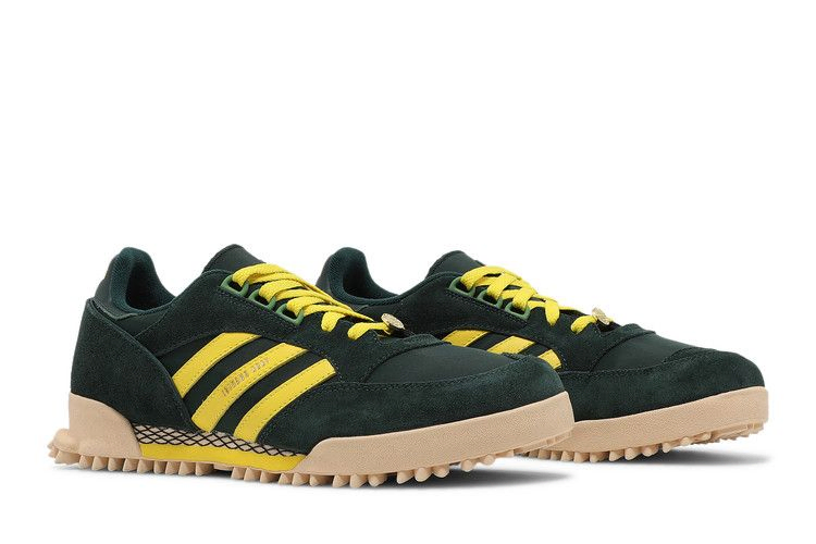 yara-shahidi-x-boston-super-marathon-forest-night-yellow-gw3237_07
