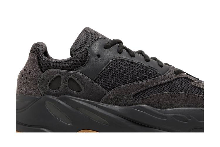 Кроссовки adidas Yeezy Boost 700 'Utility Black' 2023