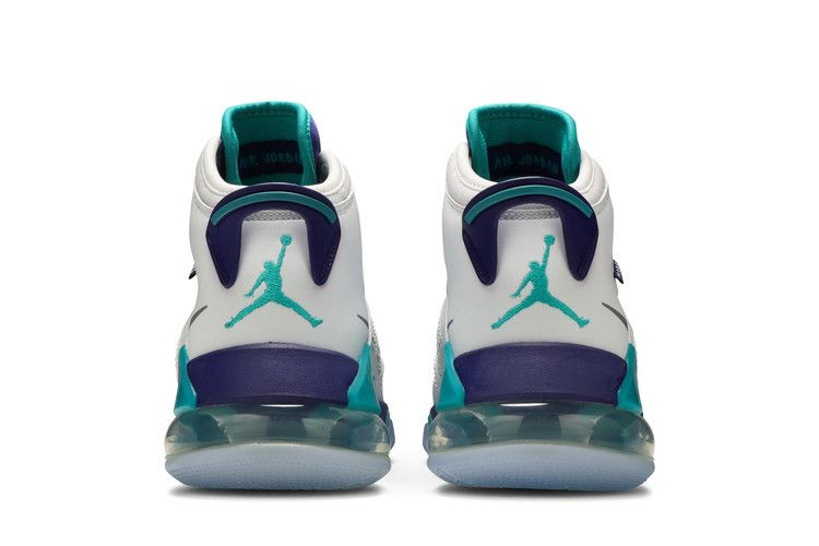jordan-mars-270-grape-cd7070-135_05