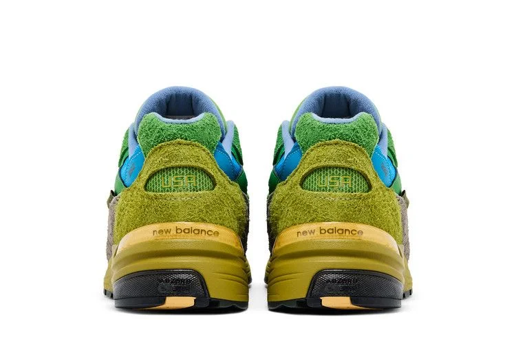 Krossovki-Salehe-Bembury-x-New-Balance-992-Made-in-USA-Calm-Be-The-Crater-5