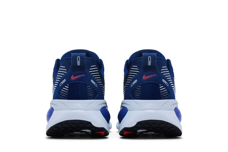 Кроссовки Nike Vomero 18 'Blue Void Metallic Silver'
