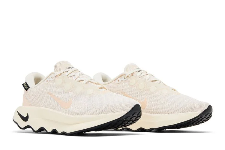 Krossovki-Nike-Wmns-Motiva-GORE-TEX-Guava-Ice-7