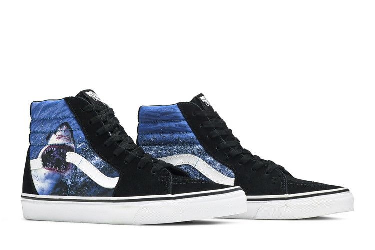 shark-week-x-sk8-hi-black-blue-vn0a4bv6xkc_07