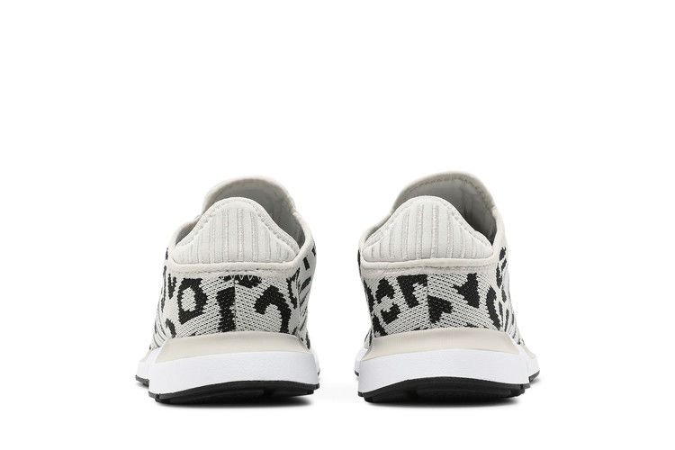 wmns-swift-run-x-leopard-black-h01906_05