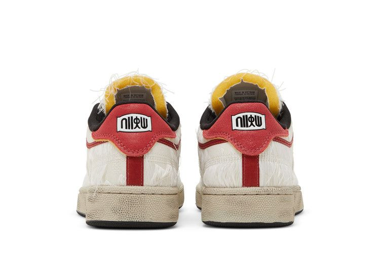 Кроссовки Street Fighter x Reebok Club C 85 'Ryu'