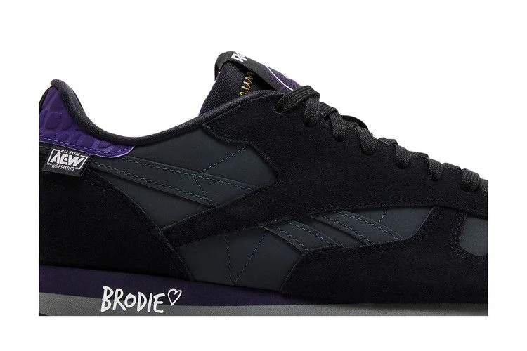 Кроссовки AEW x Reebok Classic Leather 'Brodie Lee'