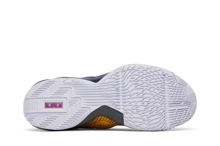 lebron-soldier-14-lakers-ck6024-500_03