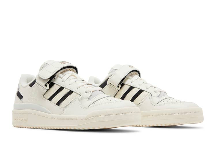 wmns-forum-low-off-white-black-h03869_07