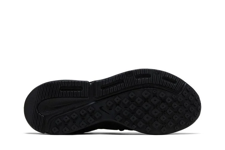 Krossovki-Nike-Zoom-Prevail-Black-3