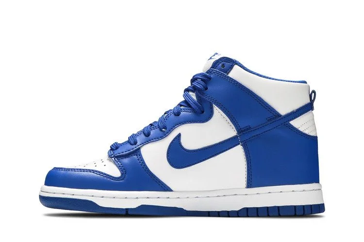 Krossovki-Nike-Dunk-High-GS-Kentucky-2021-2